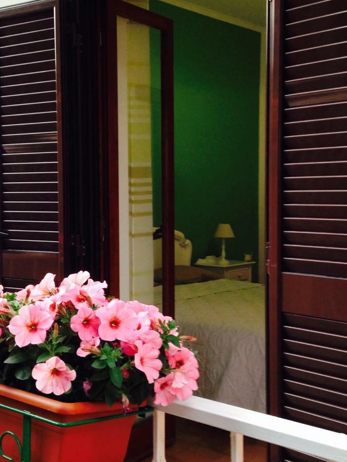 Bed and Breakfast Kia Ora Сан-Феліче-Чирчео Екстер'єр фото